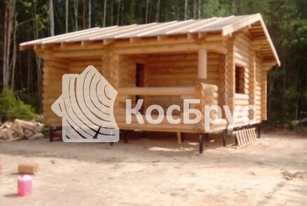 Строительство бани из оцилиндрованного бревна по проекту «Венера»