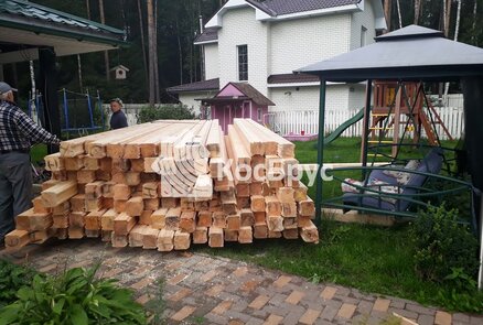 Строительство бани из профилированного бруса 140х140 мм.