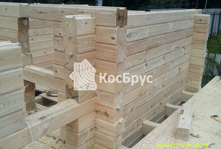 Строительство бани из профилированного бруса 140х140 мм.